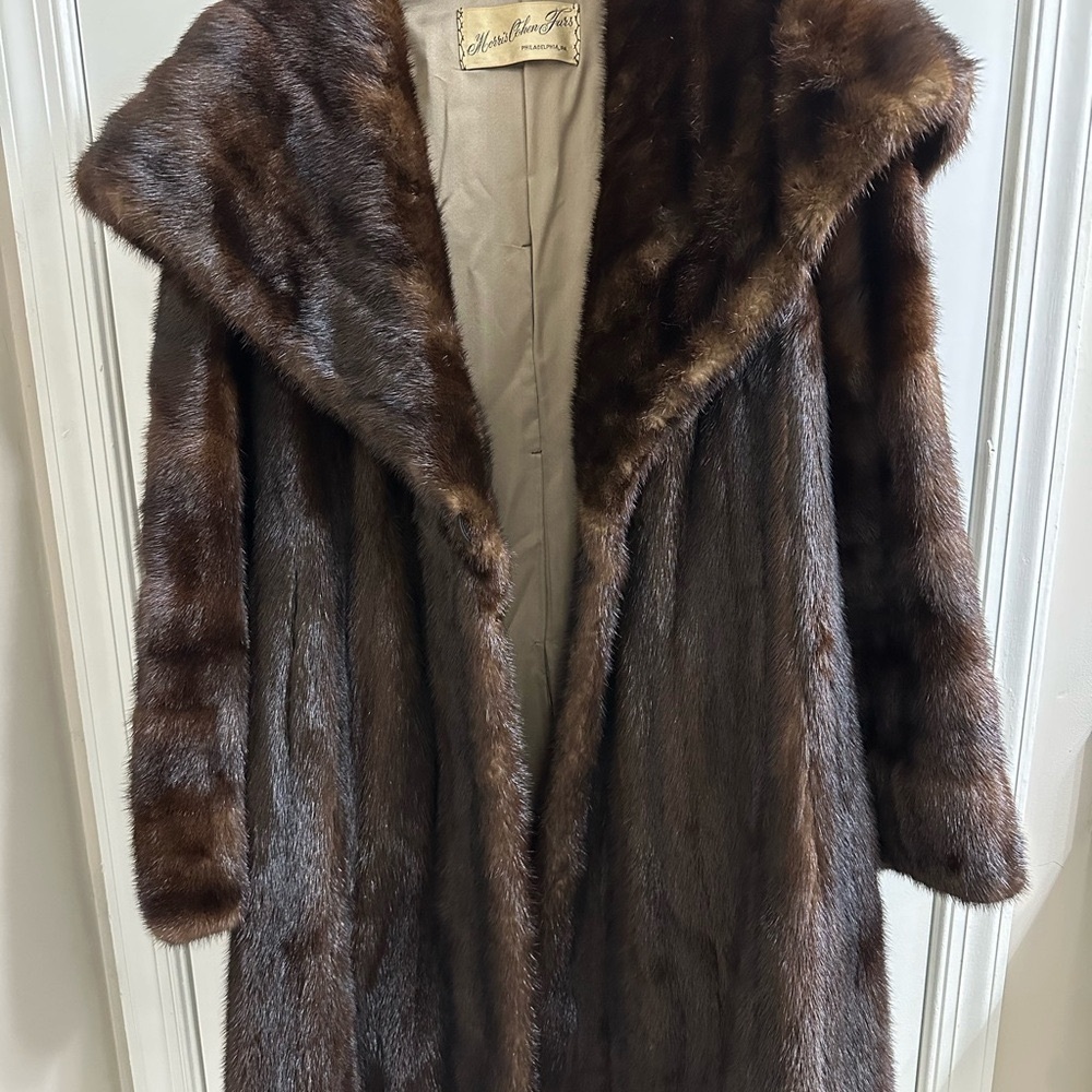 Luxurious Vintage Brown Real Fur Coat
